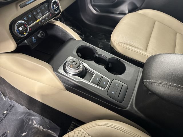 Used 2021 Ford Escape SEL image 16