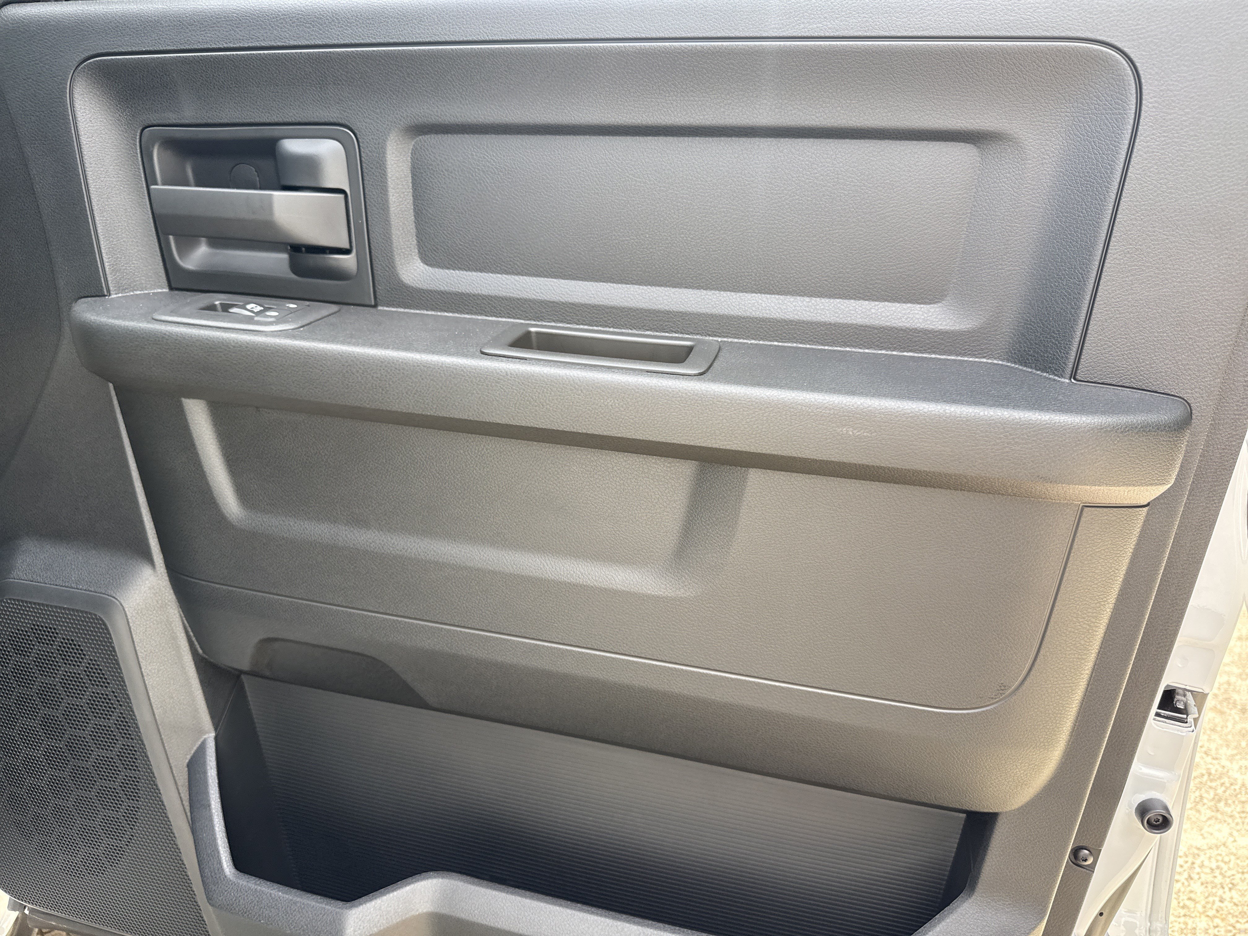 New 2026 RAM 3500 Tradesman AWD/4WD image 17