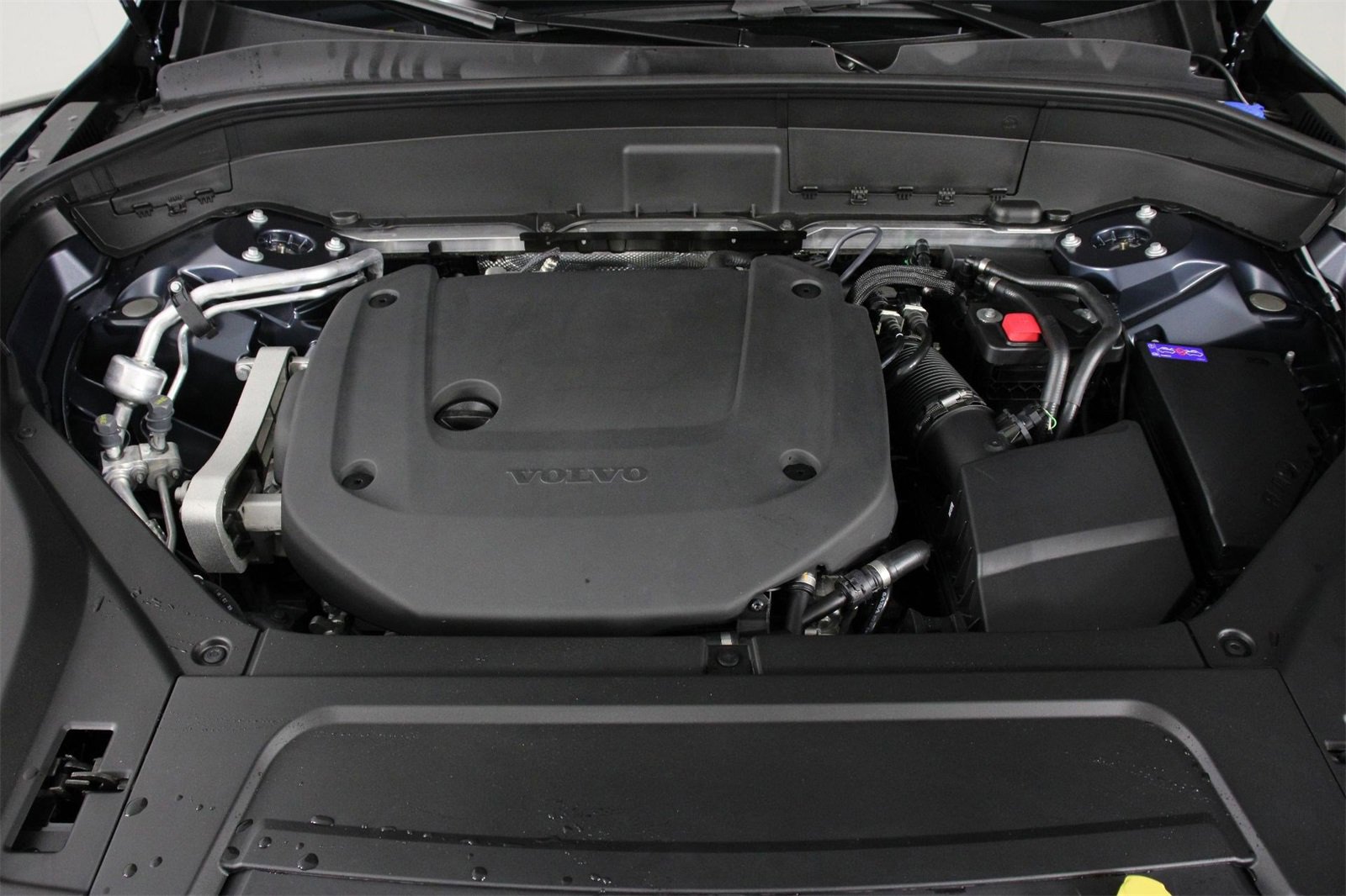 New 2026 Volvo XC90 B6 Plus w/ Protection Package image 12