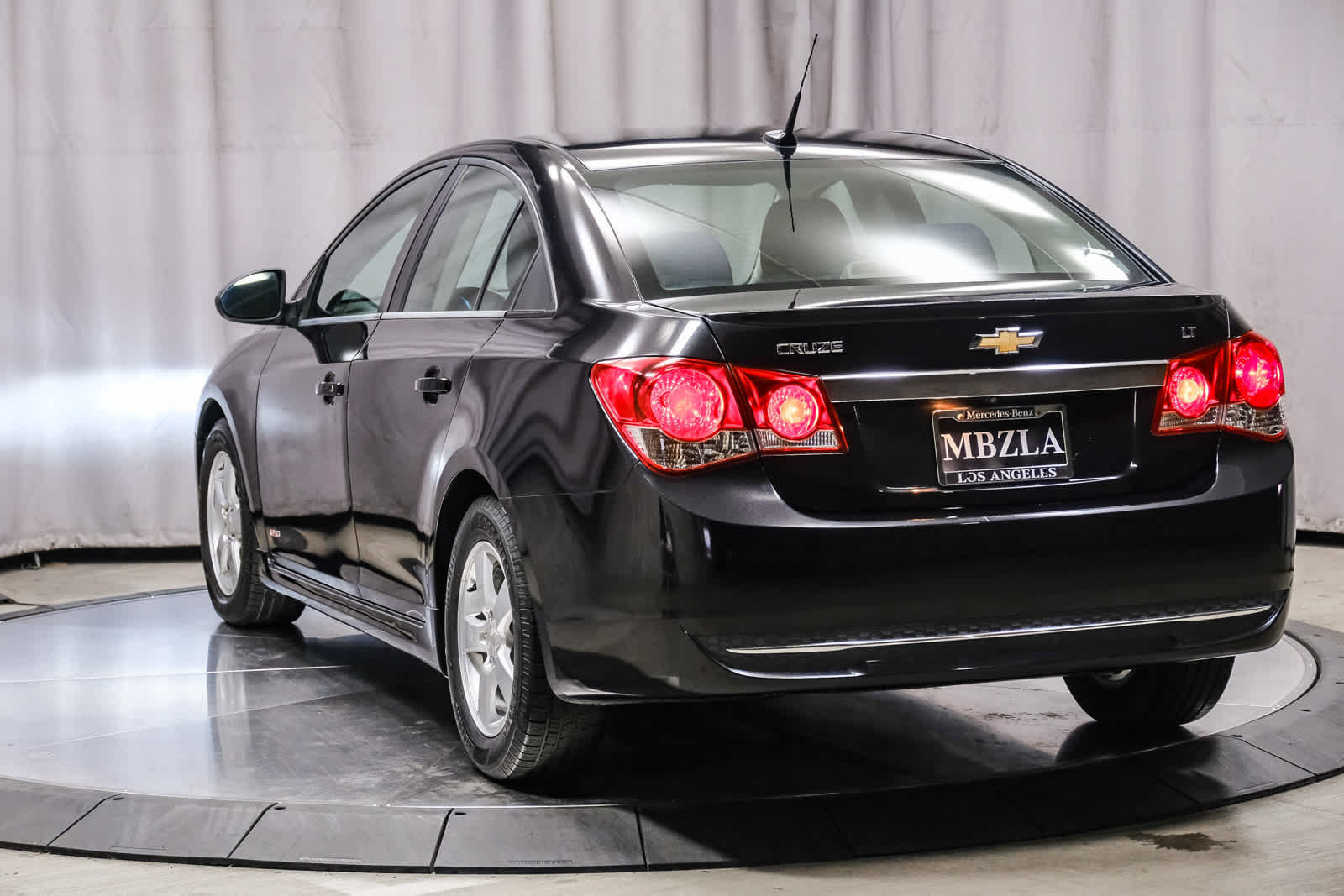 Used 2014 Chevrolet Cruze LT w/ RS Package FWD video 2