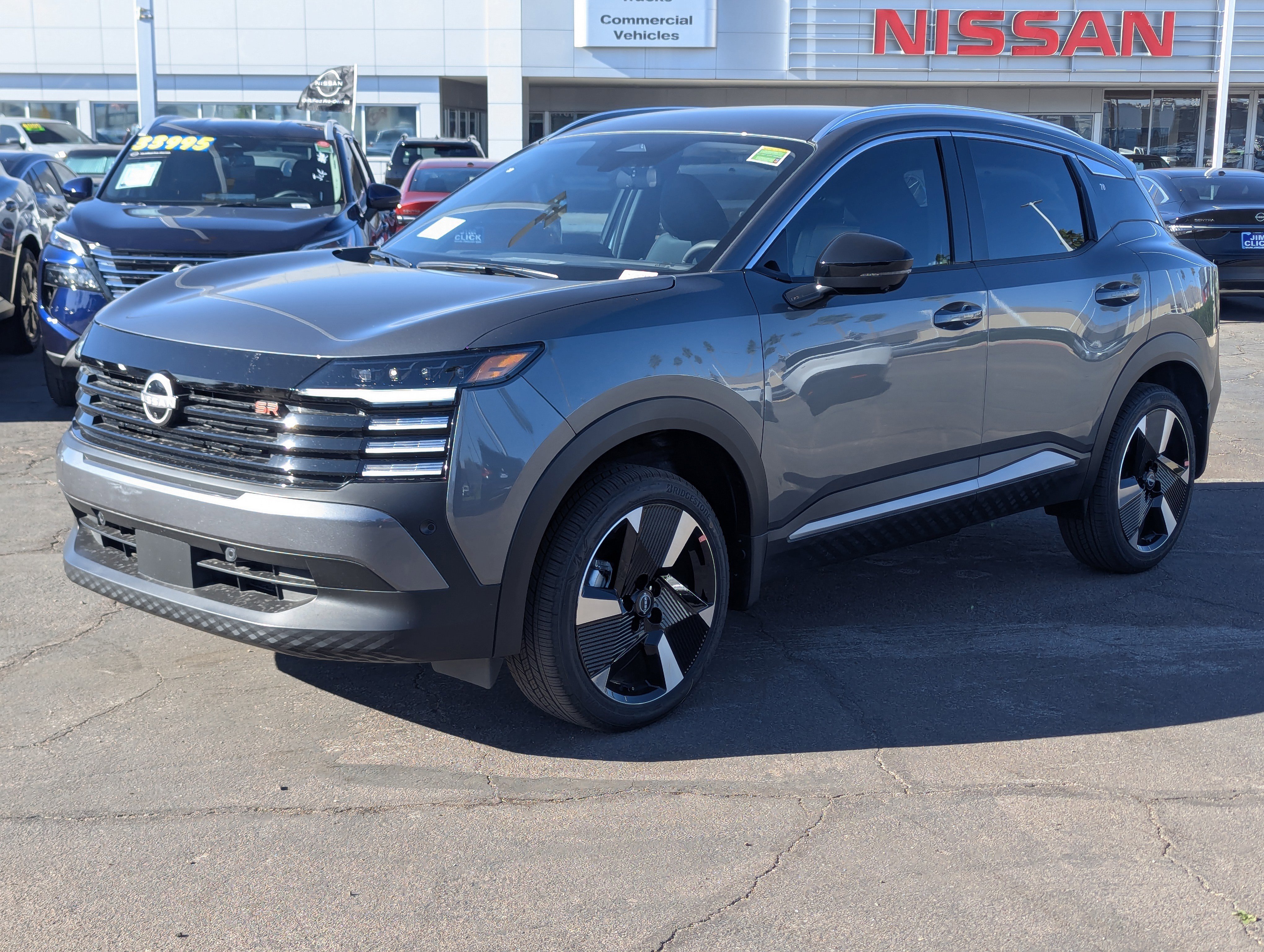 New 2026 Nissan Kicks SR image 5