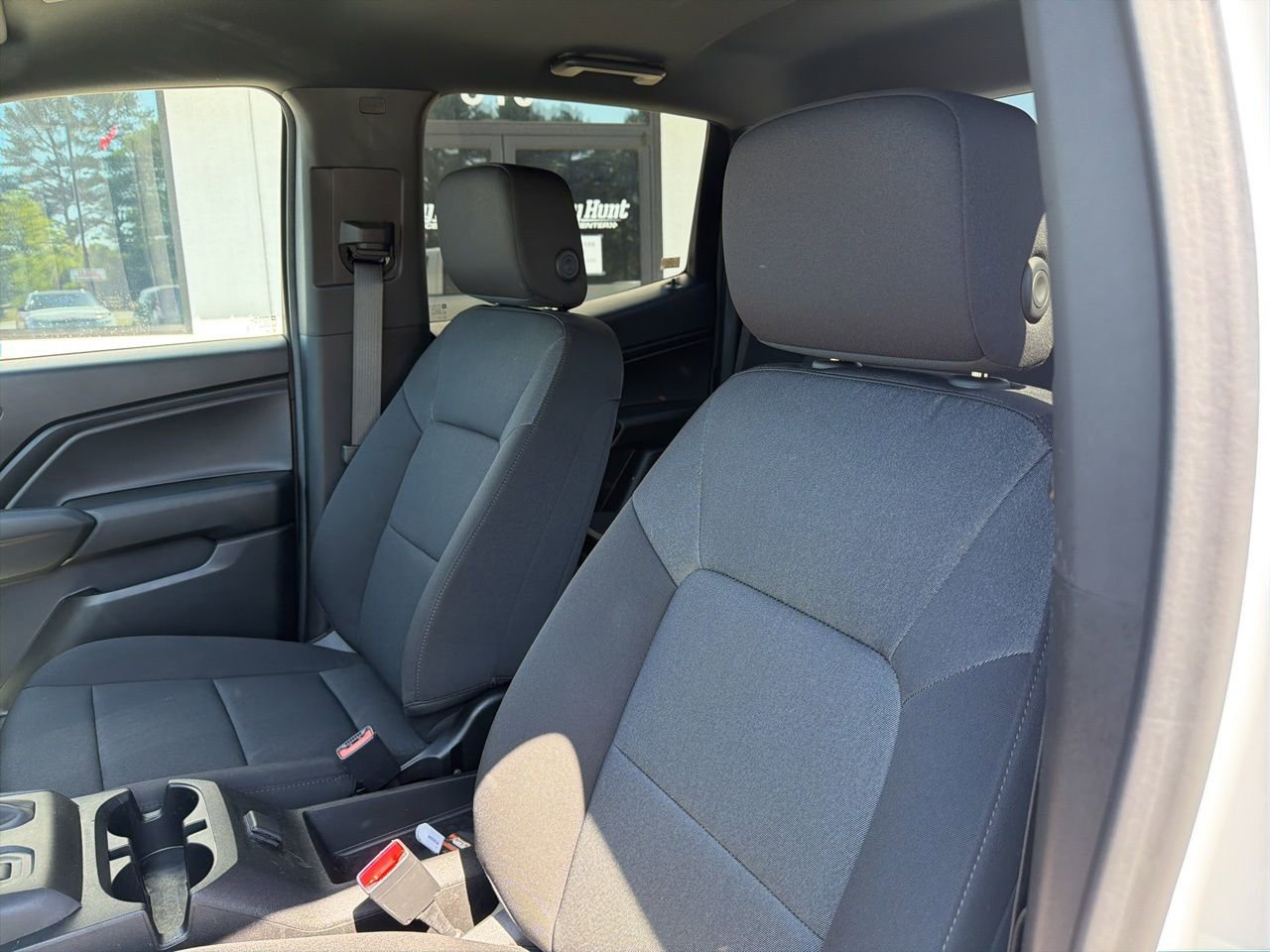 Used 2024 Chevrolet Colorado W/T image 3