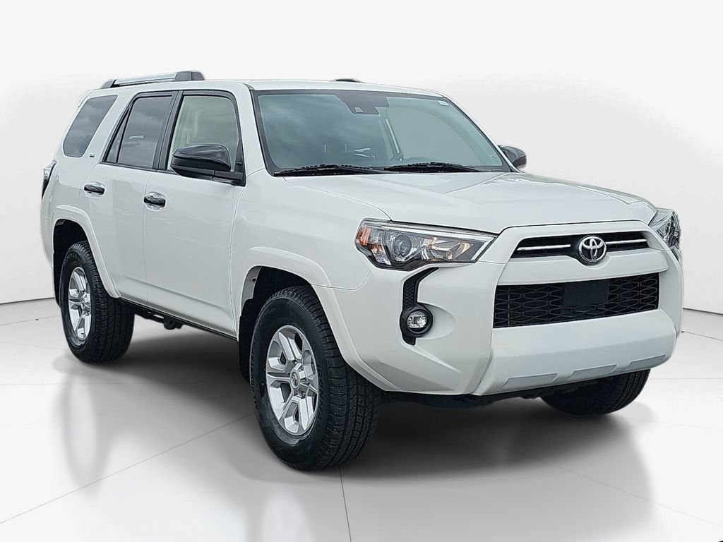 Used 2024 Toyota 4Runner SR5 RWD video 3