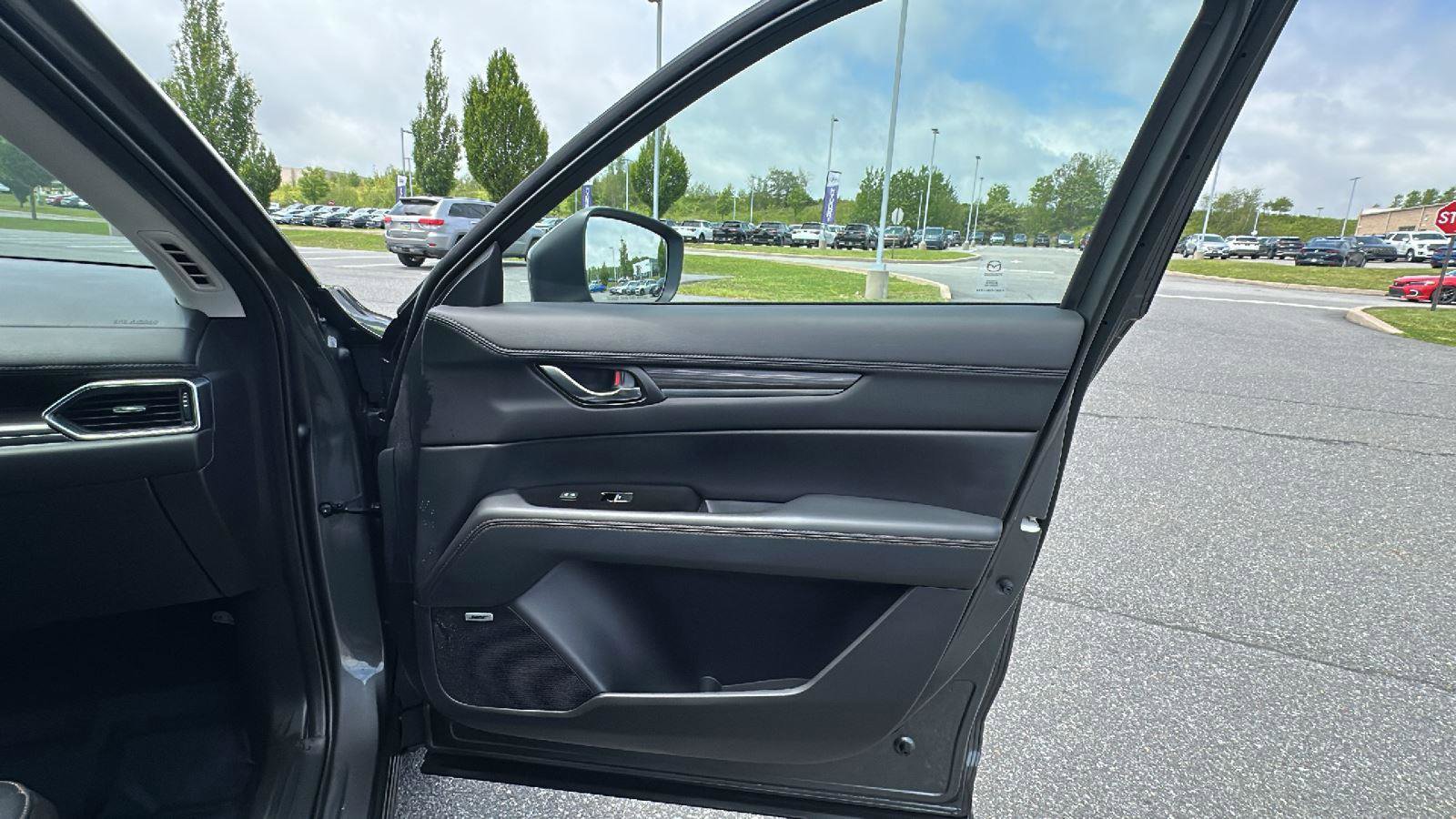 Used 2023 MAZDA CX-5 AWD 2.5 S w/ Premium Plus Pkg image 17