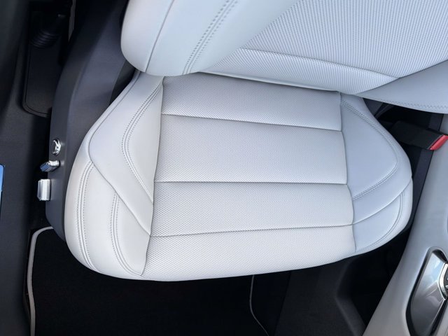 New 2026 Lincoln Nautilus Premier w/ Equipment Group 102A AWD/4WD image 18