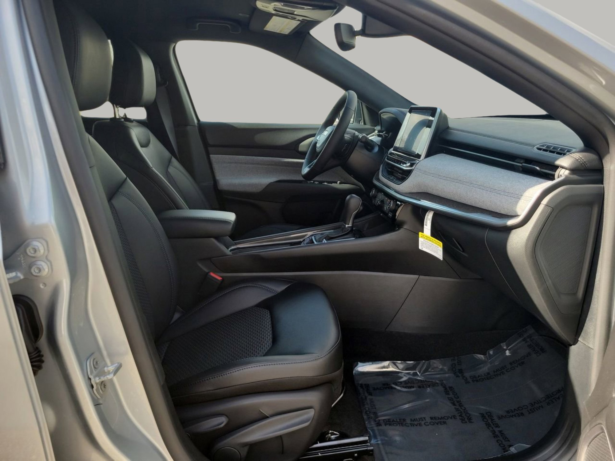 New 2026 Jeep Compass Latitude image 10