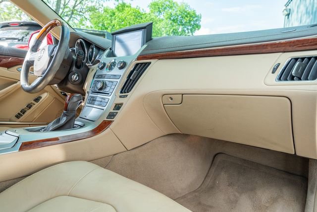 Used 2009 Cadillac CTS 3.6 RWD image 47