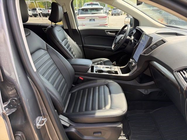 Used 2024 Ford Edge SEL image 26