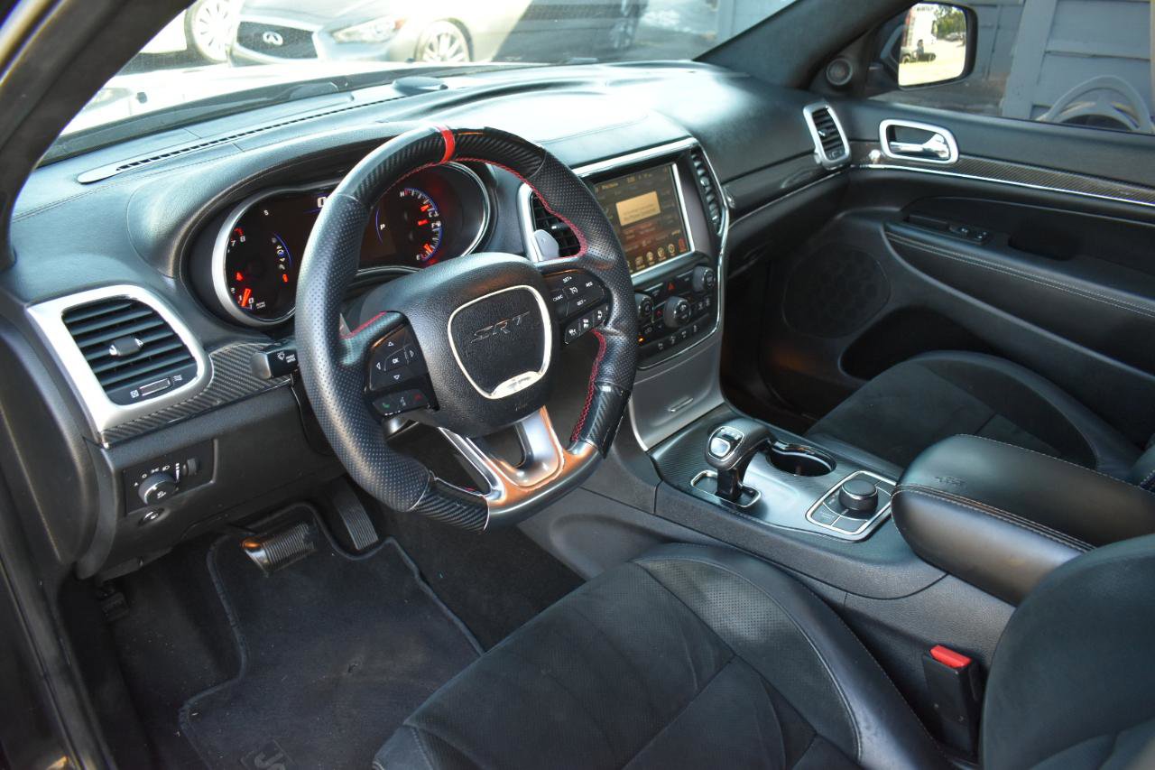 Used 2014 Jeep Grand Cherokee SRT AWD/4WD image 10