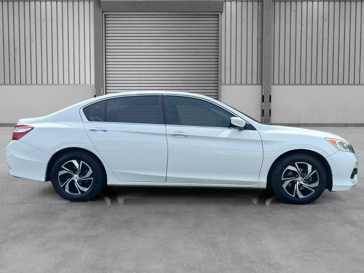 Used 2017 Honda Accord LX image 30