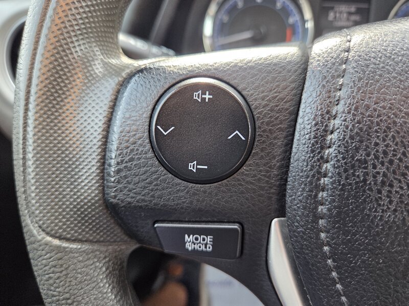 Used 2019 Toyota Corolla LE FWD image 16
