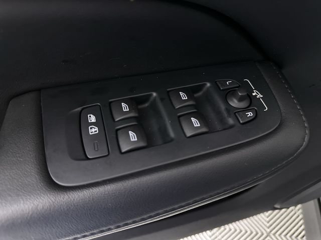 Used 2024 Volvo V60 B5 Cross Country Plus AWD/4WD image 24