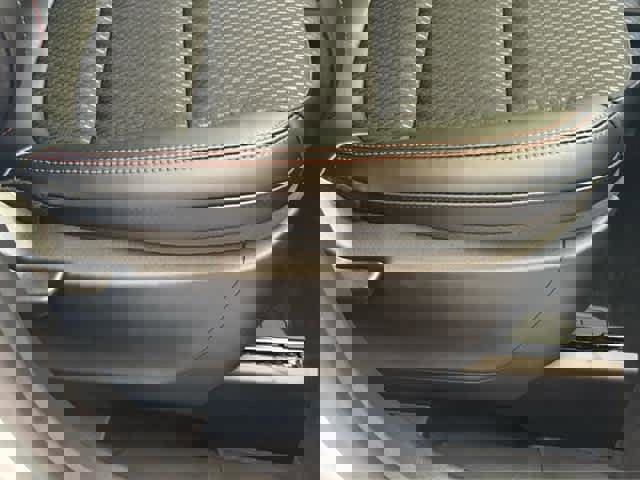 New 2025 Ford Escape ST-Line w/ Cold Weather Package image 33