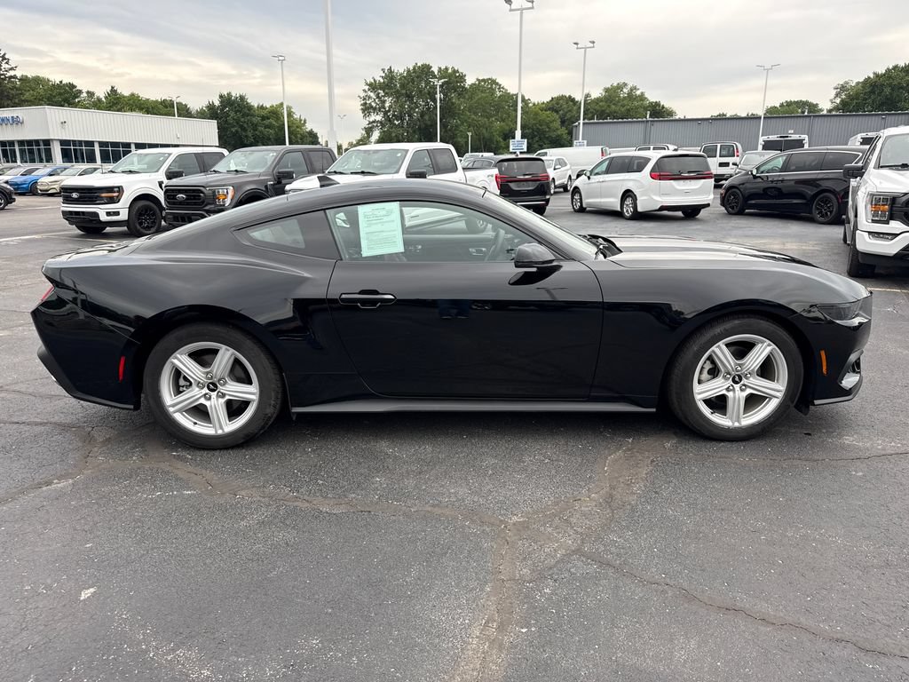 Used 2026 Ford Mustang Premium RWD image 6