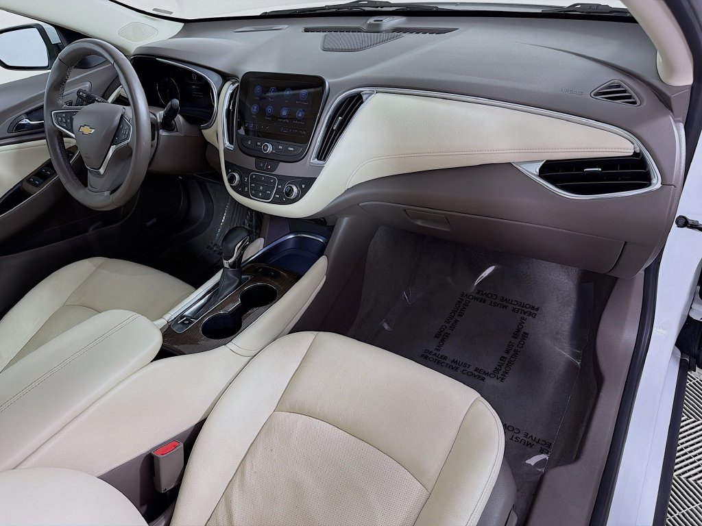 Used 2024 Chevrolet Malibu LT FWD image 30
