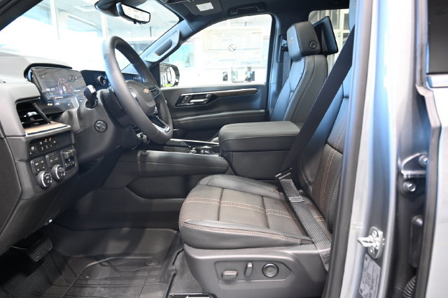 New 2026 Chevrolet Tahoe High Country AWD/4WD image 11