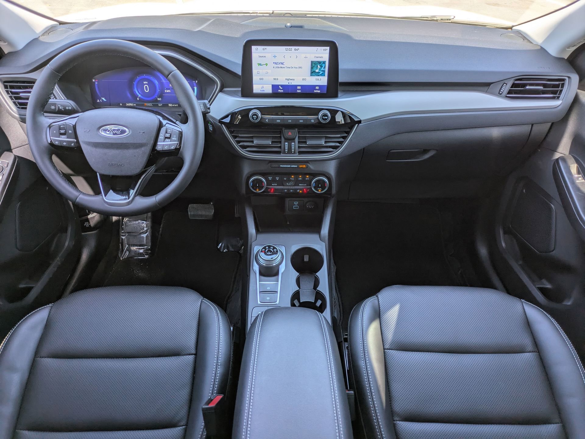 Certified 2022 Ford Escape SEL w/ Technology Package image 18