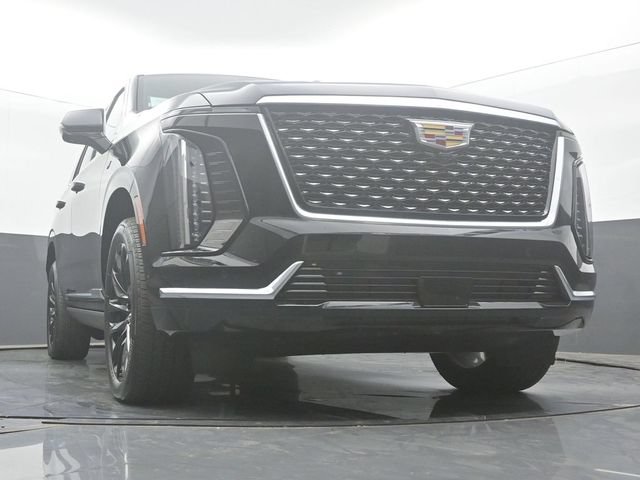 Certified 2025 Cadillac Escalade Premium Luxury w/ Touring Package AWD/4WD image 57