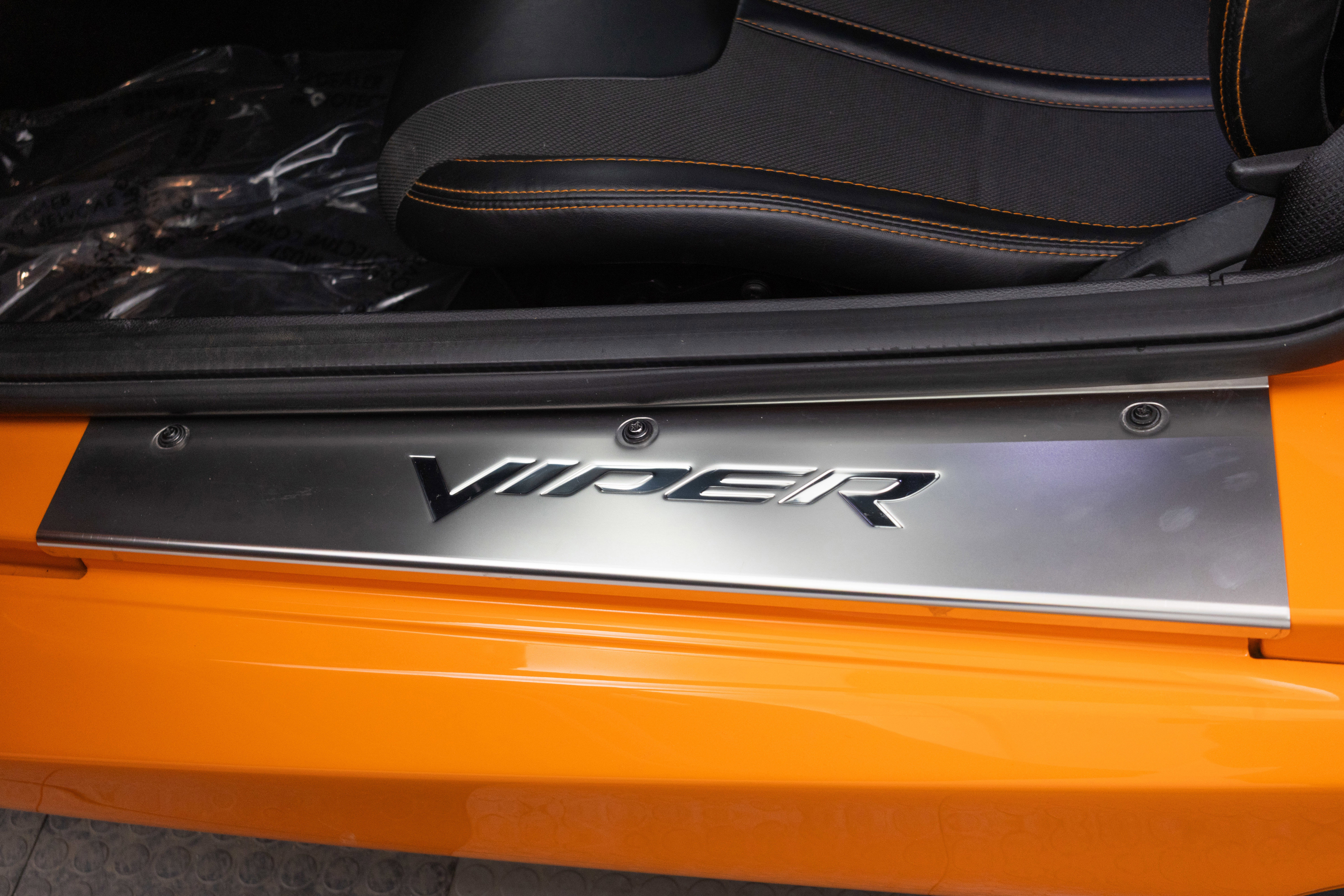 Used 2014 SRT Viper SRT-10 image 72