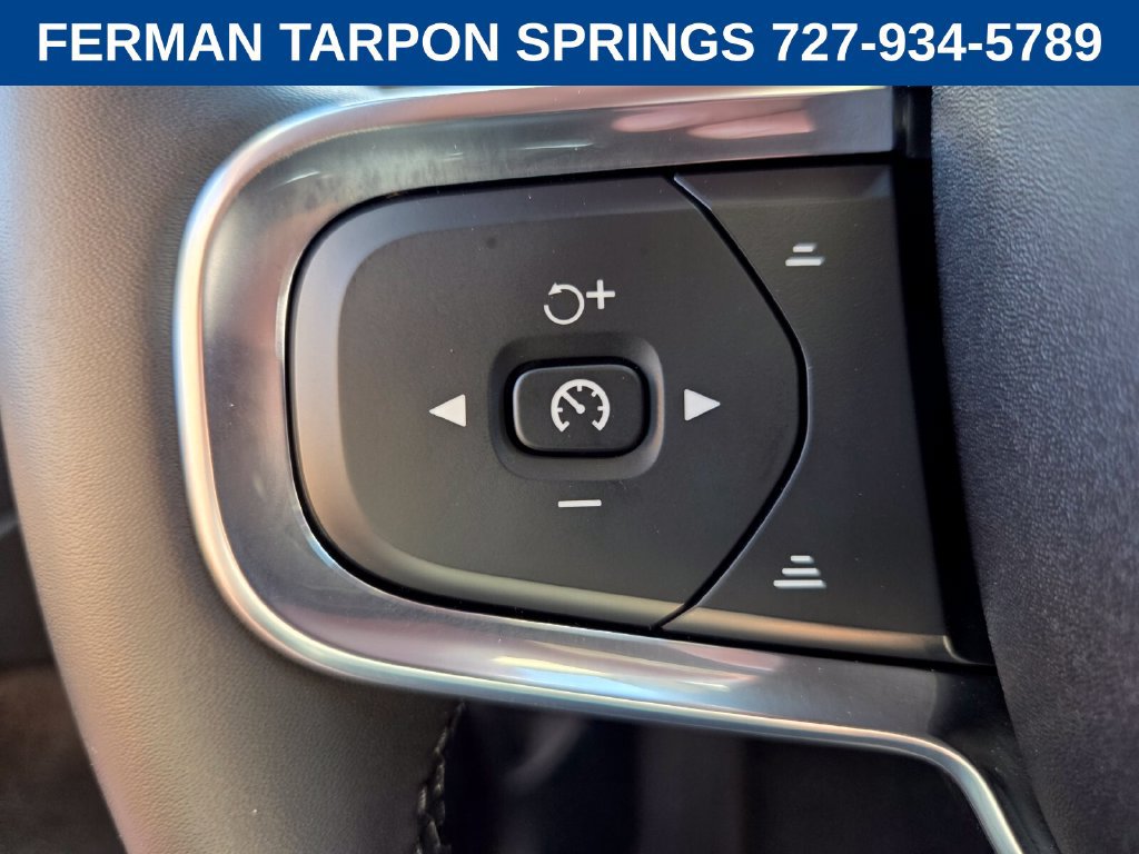 Certified 2026 Volvo XC40 B5 Plus w/ Protection Package Premier AWD/4WD image 28