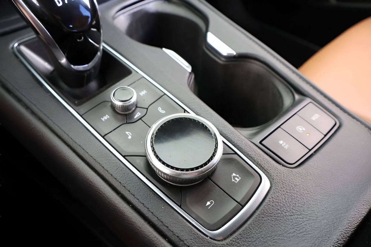 Used 2020 Cadillac XT4 Sport image 27