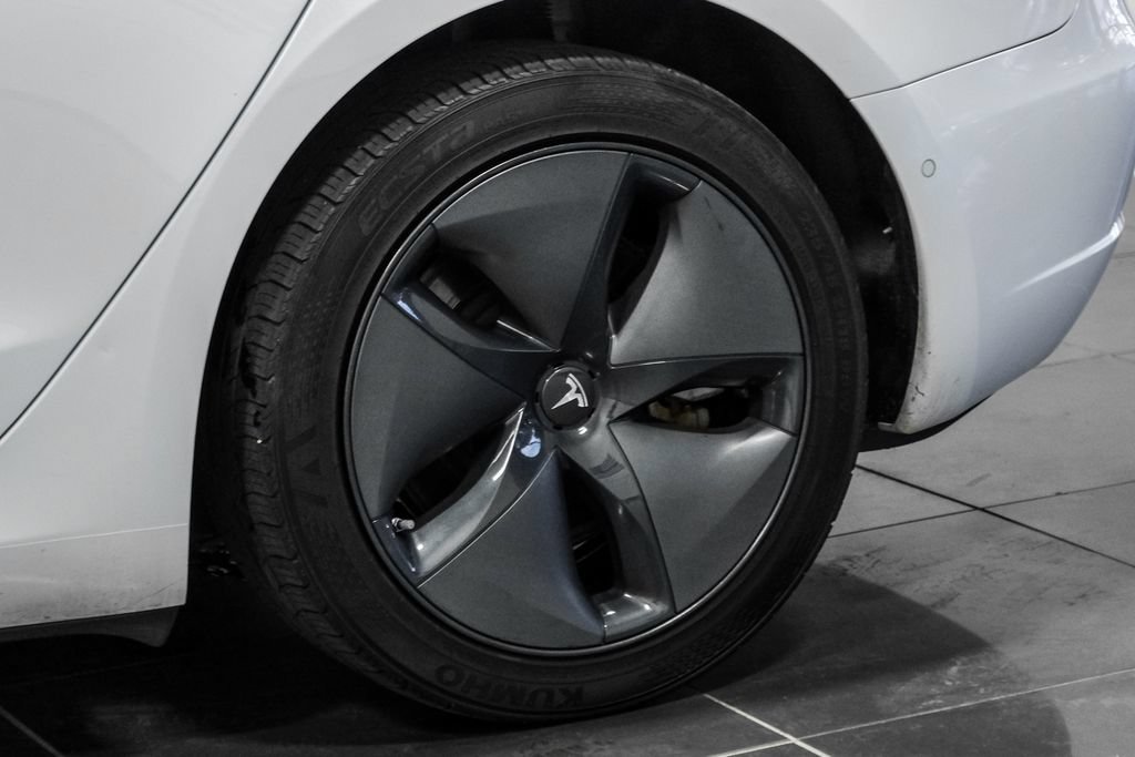 Used 2019 Tesla Model 3 Long Range RWD image 45