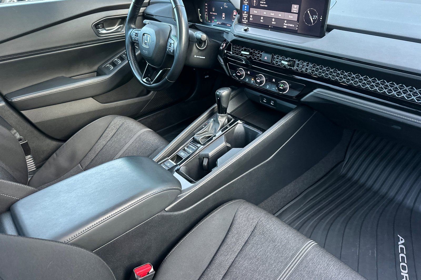 Used 2023 Honda Accord Sport image 15