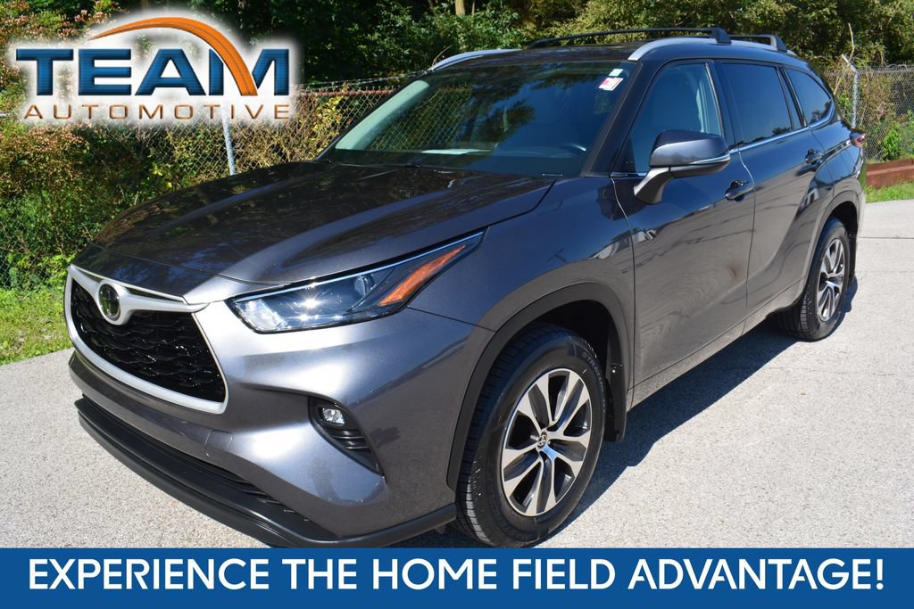 Used 2022 Toyota Highlander XLE
