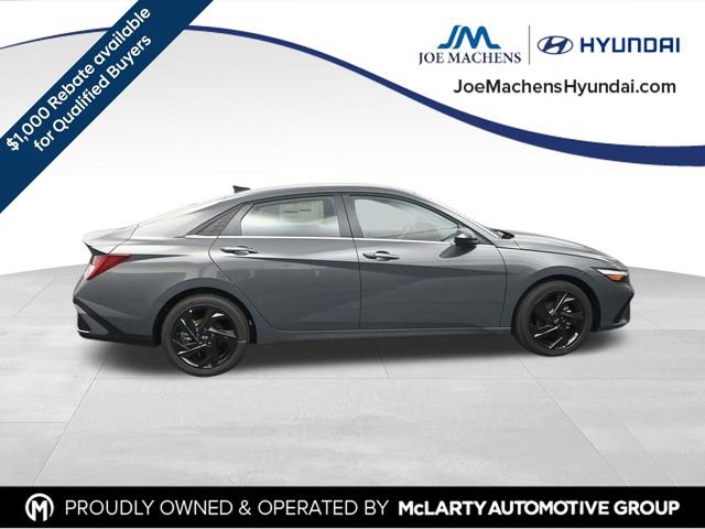 New 2026 Hyundai Elantra SEL Sport Premium FWD image 9
