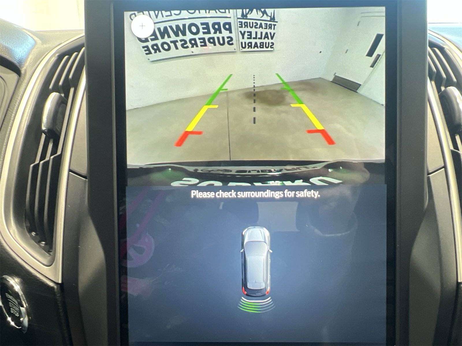 Used 2023 Ford Edge SEL image 17