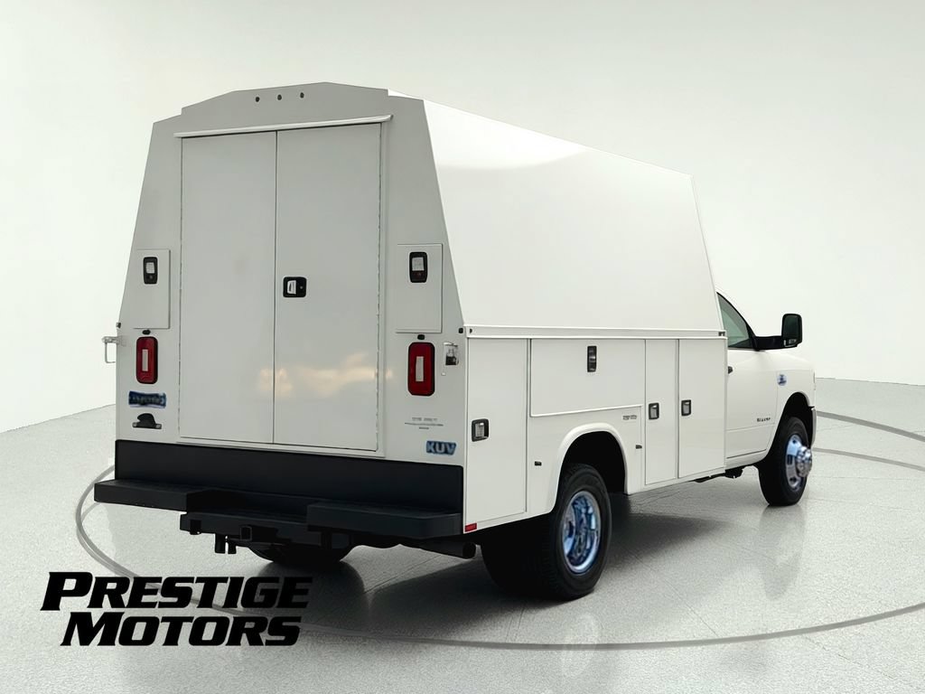 Used 2021 RAM 3500 Tradesman w/ Chrome Appearance Group RWD image 8