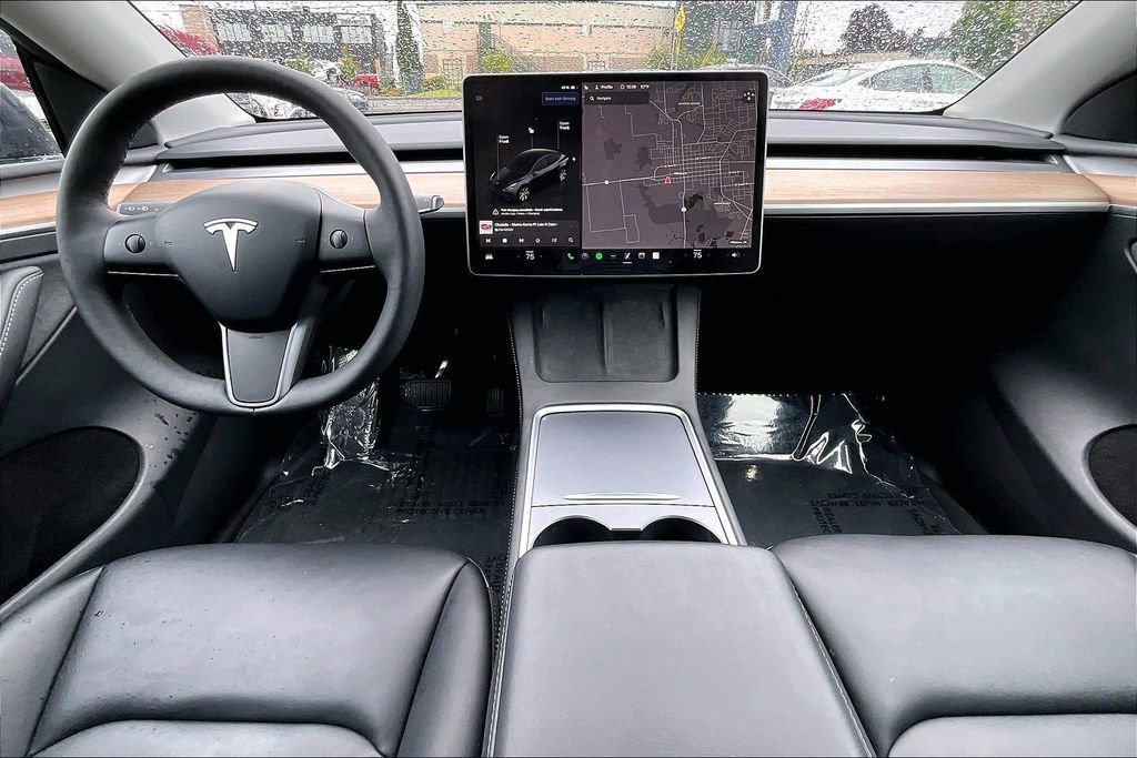 Used 2024 Tesla Model Y Long Range AWD/4WD image 15