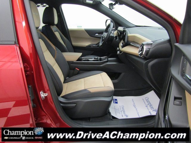 Certified 2026 Chevrolet Equinox ACTIV w/ LPO, Floor Liner Package image 34