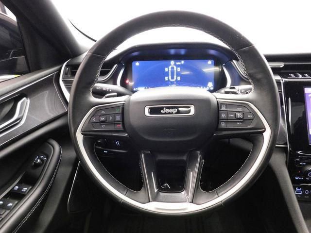 Used 2022 Jeep Grand Cherokee L Laredo image 30