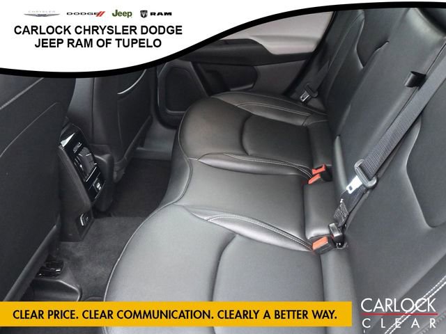 Used 2025 Jeep Compass Limited image 33