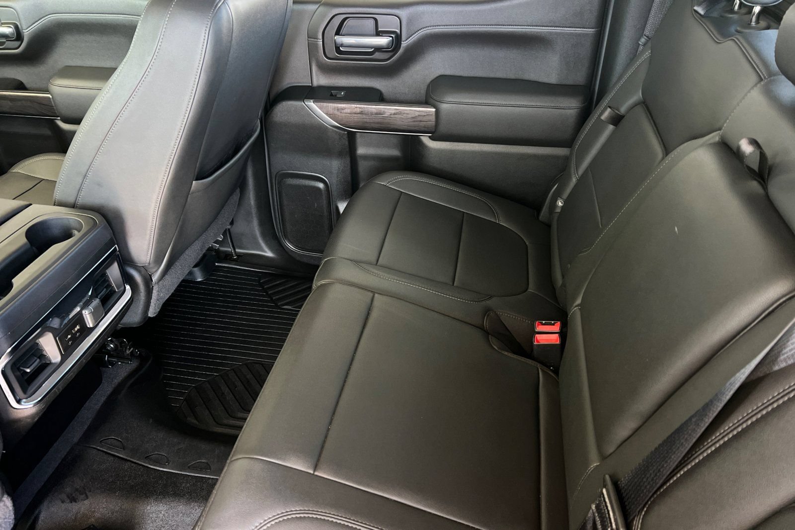 Used 2022 Chevrolet Silverado 1500 LTZ AWD/4WD image 15