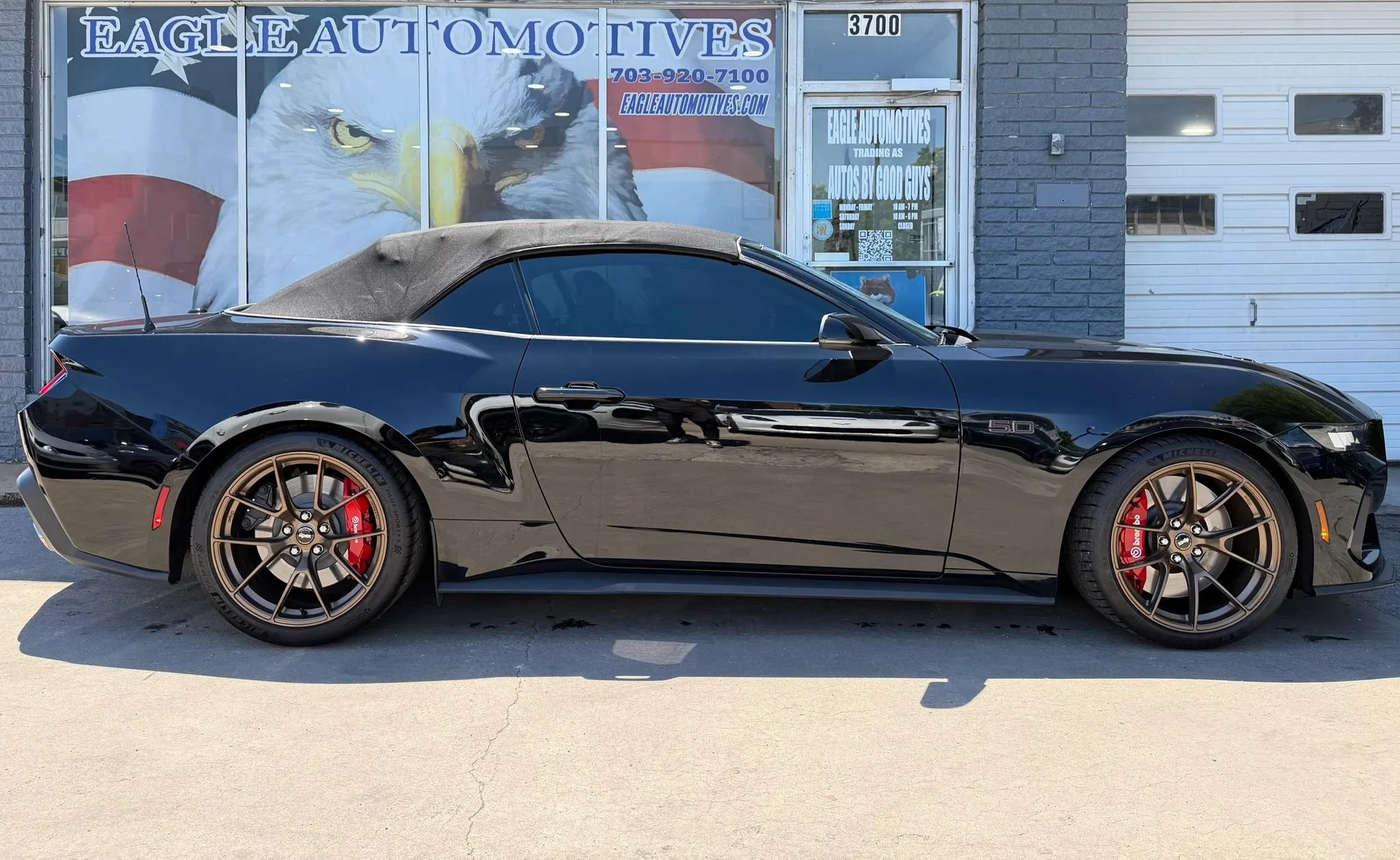 Used 2024 Ford Mustang GT Premium w/ GT Performance Package RWD image 2