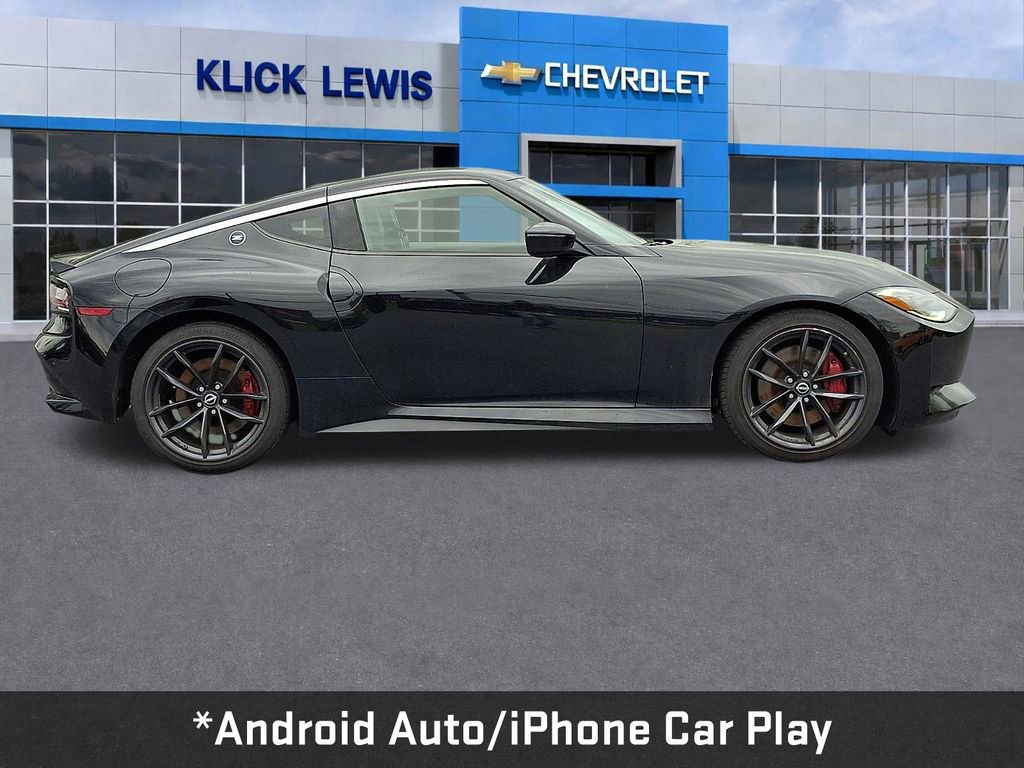 Used 2024 Nissan Z Performance w/ Floor Mat Package image 9