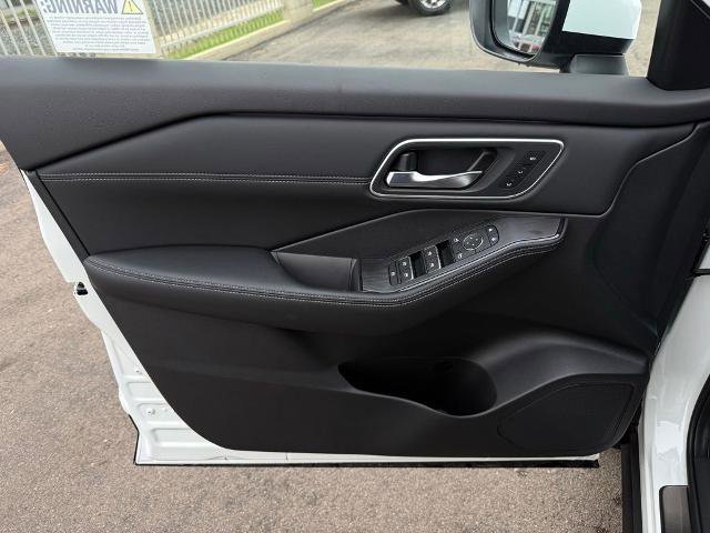 New 2026 Nissan Rogue Platinum w/ Tech Package image 19