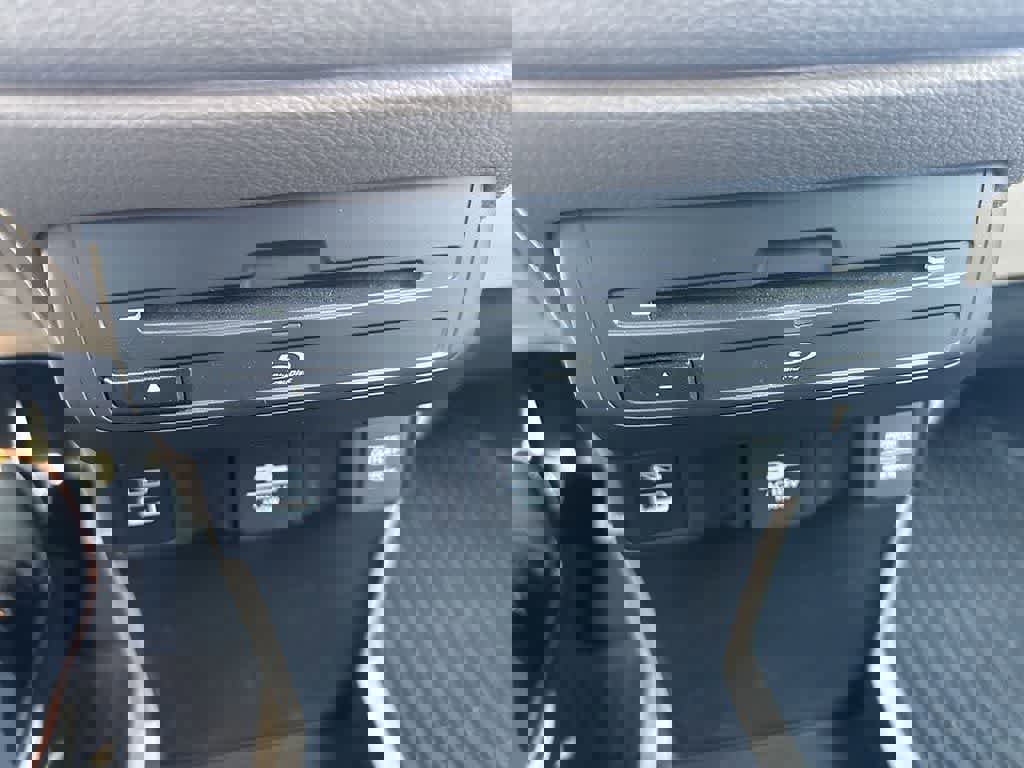 Used 2023 Honda Odyssey Touring image 18