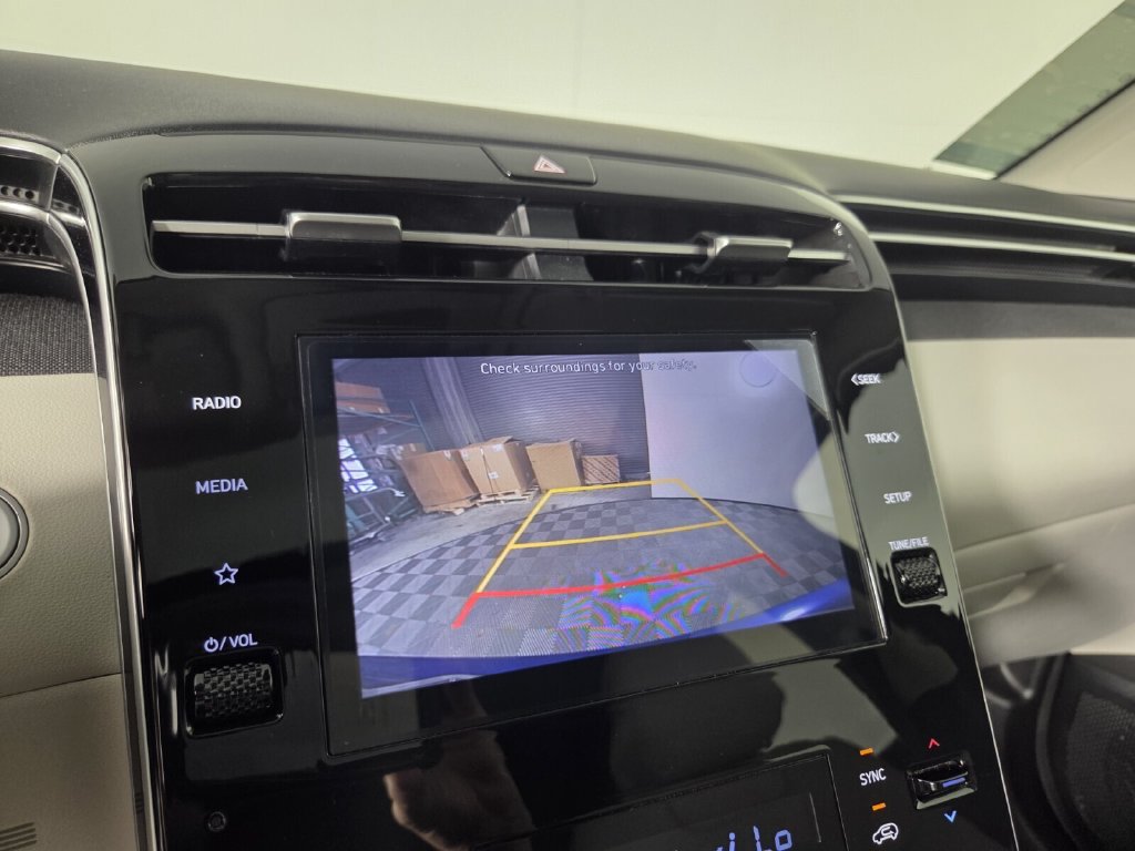Used 2023 Hyundai Tucson SEL w/ Convenience Package FWD image 11