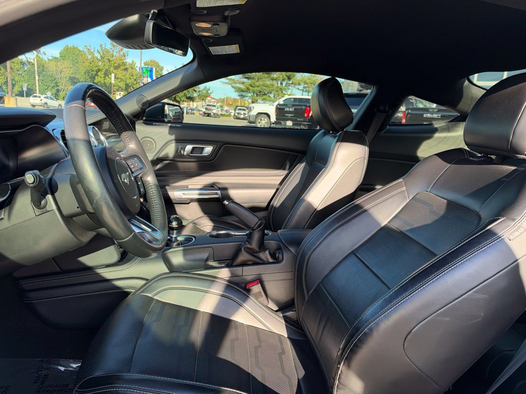 Used 2020 Ford Mustang GT Premium w/ GT Performance Package RWD image 16