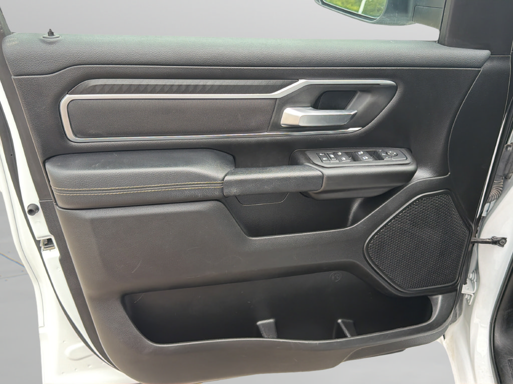 Used 2025 RAM 1500 Big Horn AWD/4WD image 17