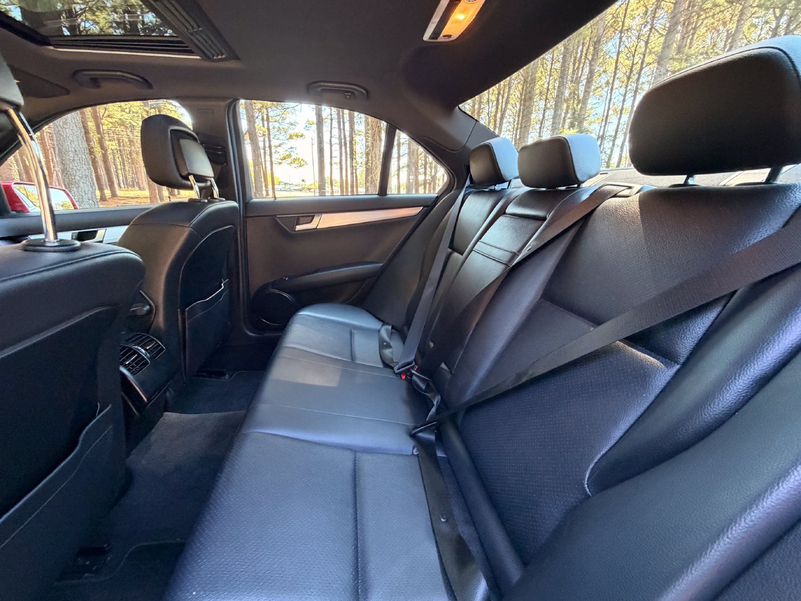 Used 2013 Mercedes-Benz C 250 Sedan image 13