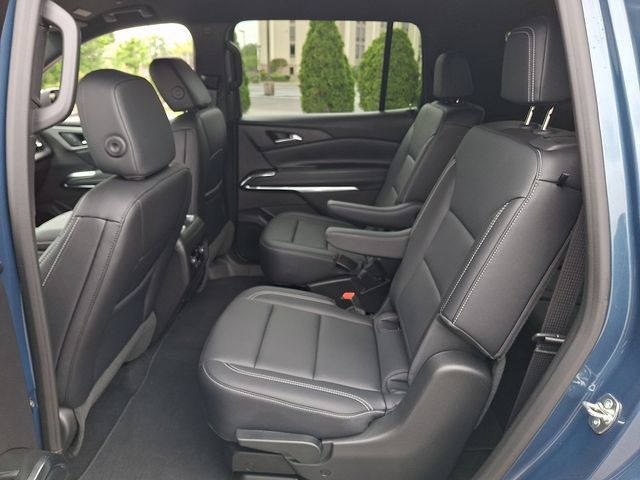 Used 2026 Chevrolet Traverse LT AWD/4WD image 10