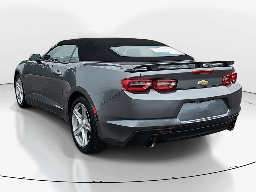 Used 2020 Chevrolet Camaro LT RWD image 8