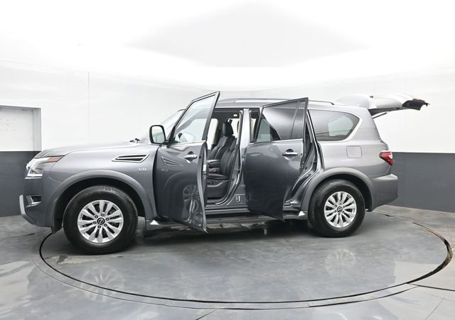 Used 2022 Nissan Armada SV image 52