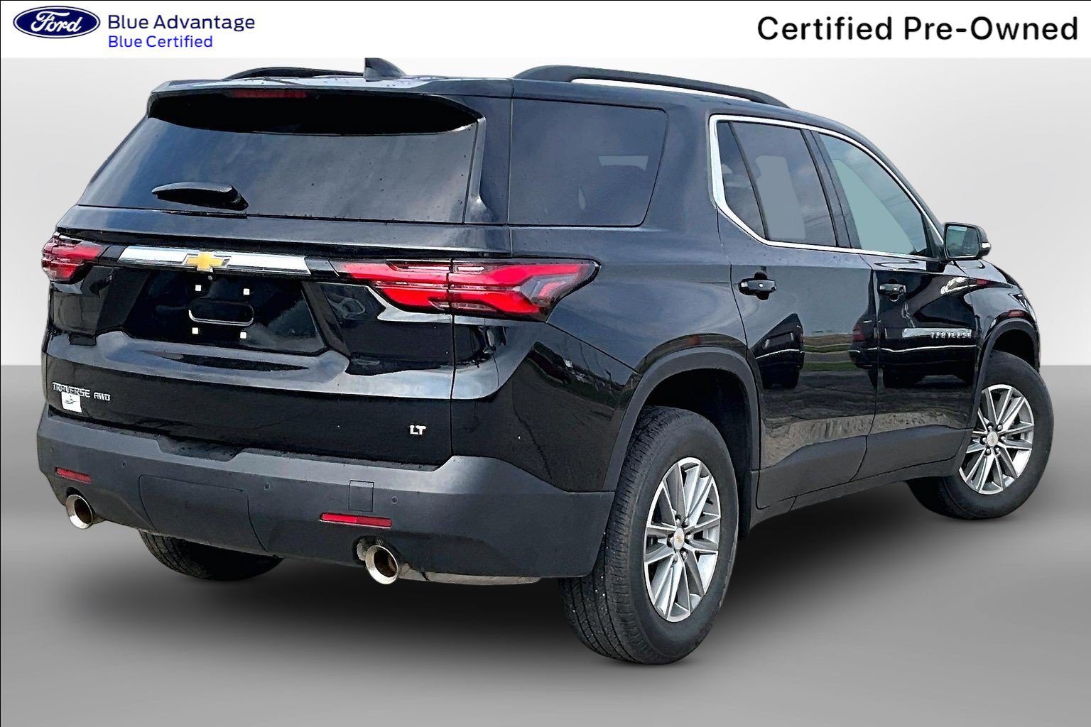 Used 2023 Chevrolet Traverse LT w/ LPO, Floor Liner Package AWD/4WD image 11