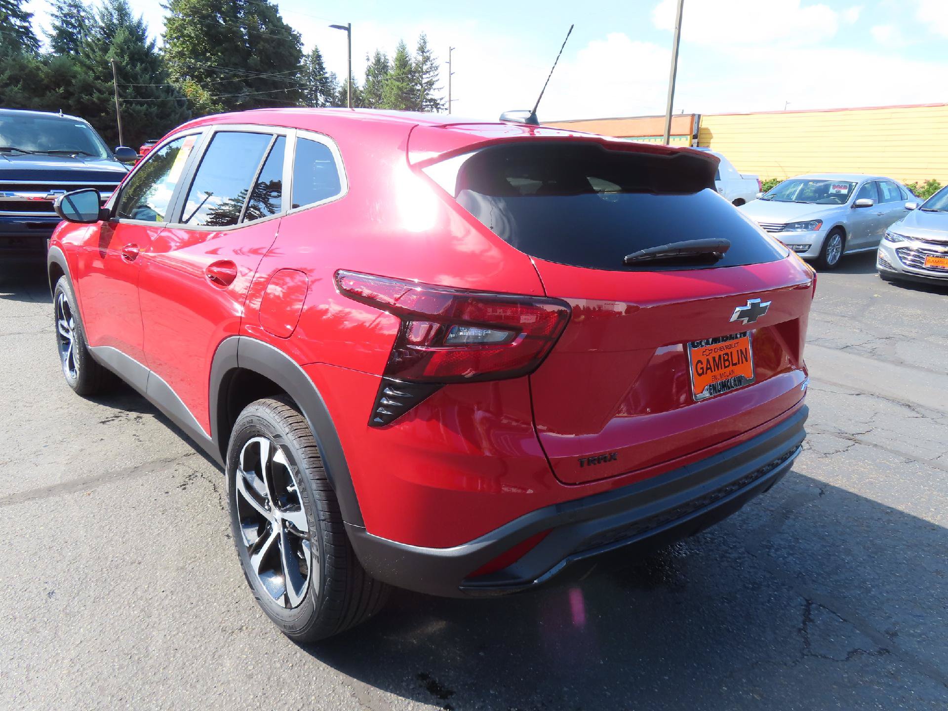 New 2026 Chevrolet Trax RS w/ Driver Confidence Package FWD image 5