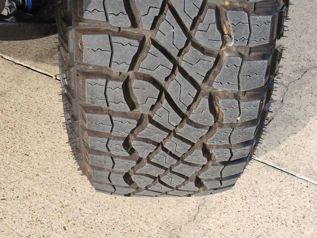 Used 2026 Chevrolet Colorado ZR2 w/ Technology Package AWD/4WD image 17